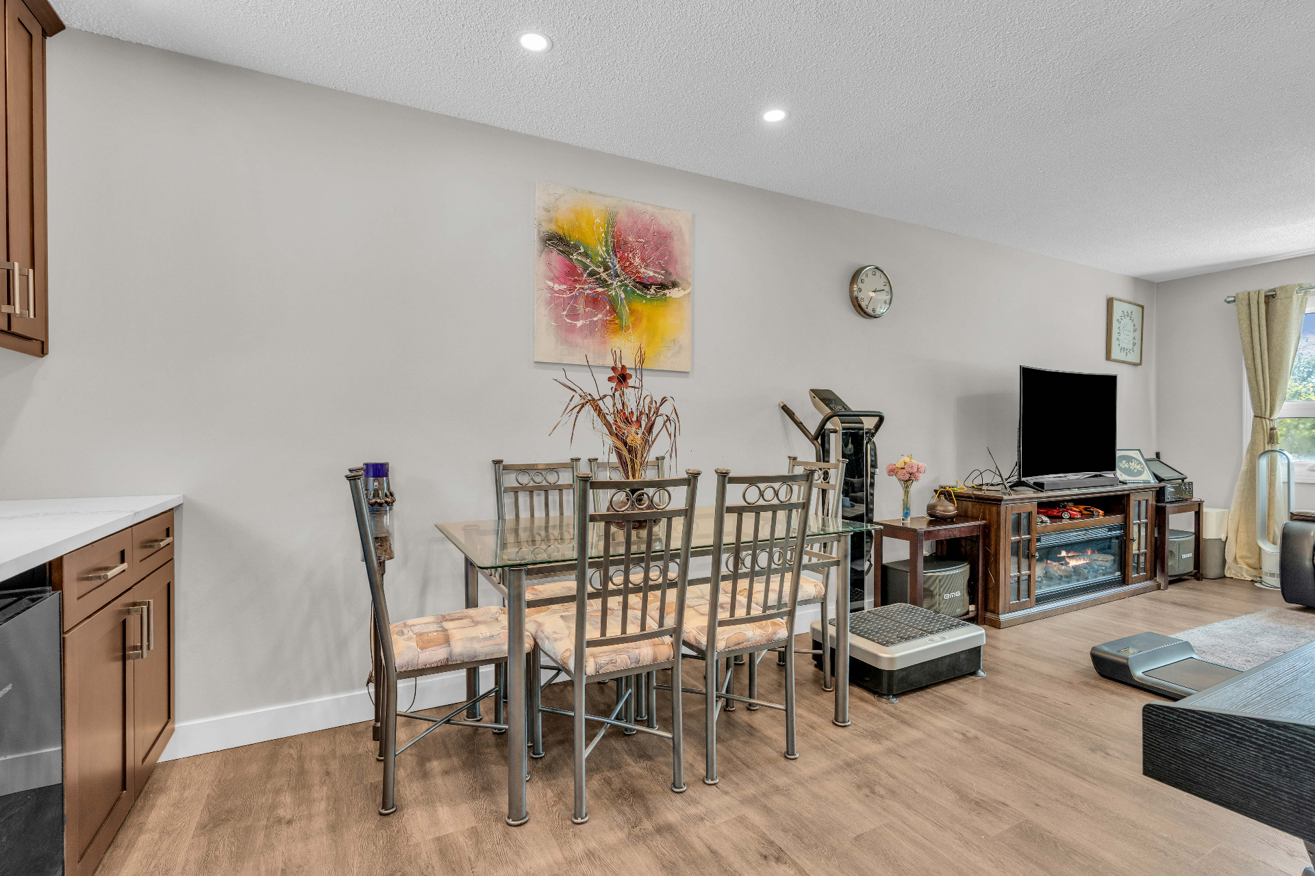 ✨萨斯卡通四卧两卫学区好房出租✨ - 7